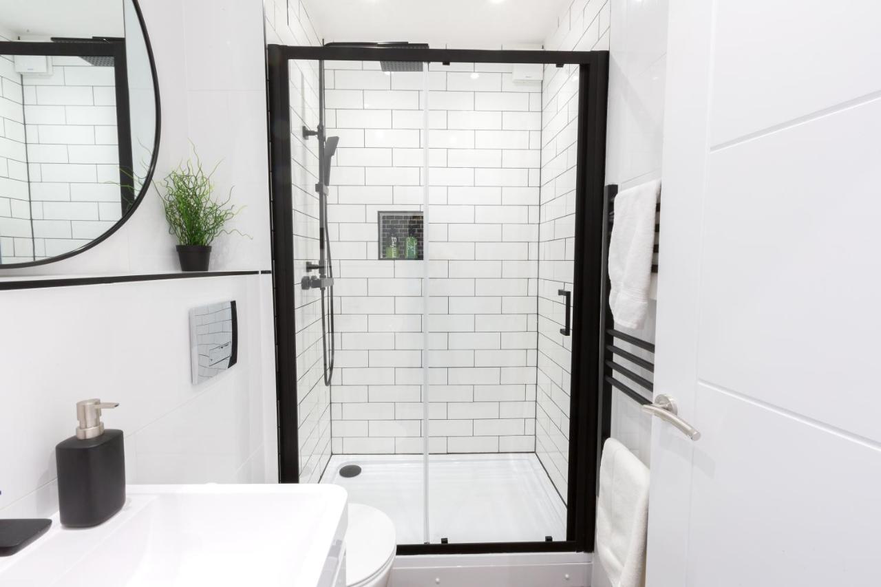 Chester Stays - Lovely Apartment In The Heart Of Chester With Free Parking Kültér fotó