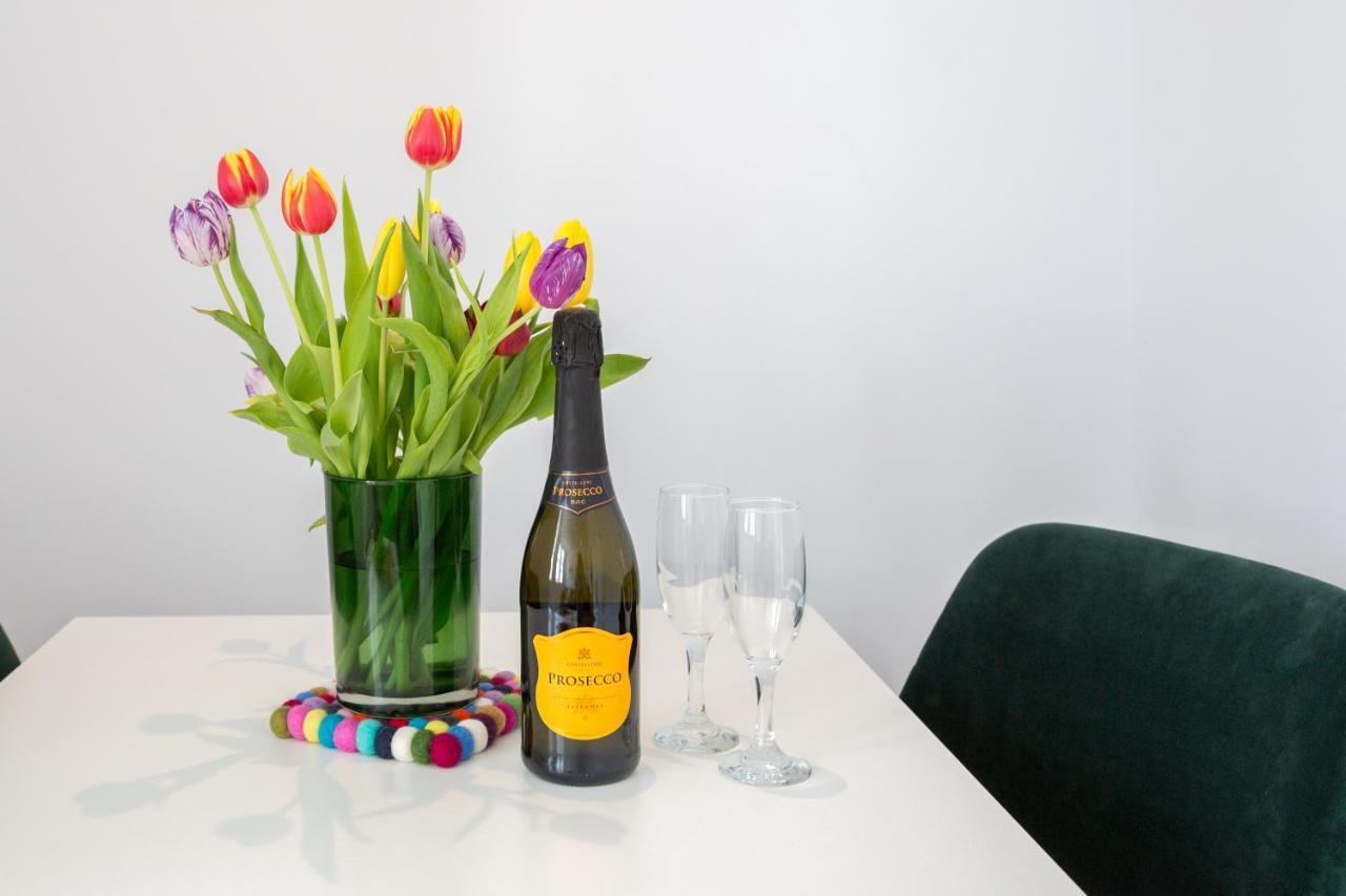 Chester Stays - Lovely Apartment In The Heart Of Chester With Free Parking Kültér fotó